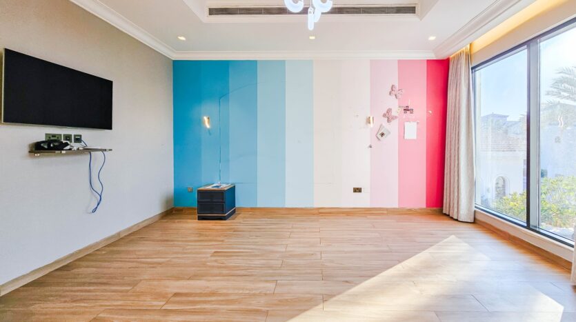 Best Deal | Upgraded Villa | Vacant | Central Rotunda