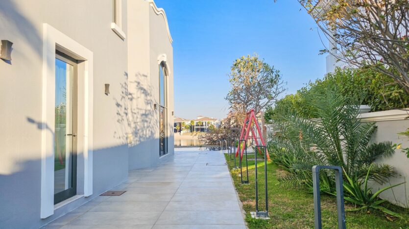 Best Deal | Upgraded Villa | Vacant | Central Rotunda